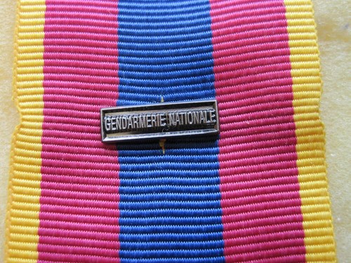 Agrafe miniature gendarmerie - ,