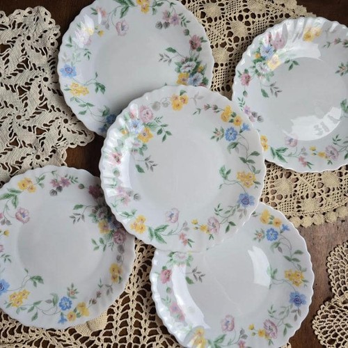 Lot assiettes à dessert - 6,