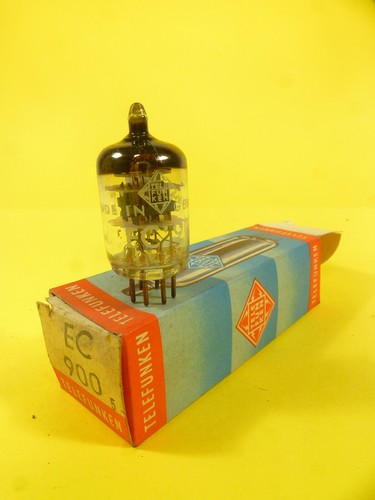 One boxed radio - radio, tube