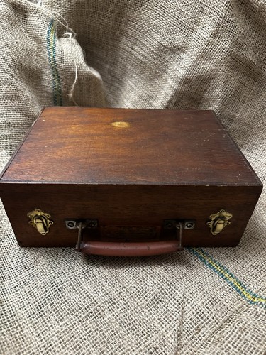 Ancienne boîte bois - boîte, en