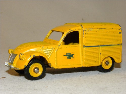 Miniature dinky toys - dinky, meccano