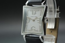 [Presque comme neuve] Montre