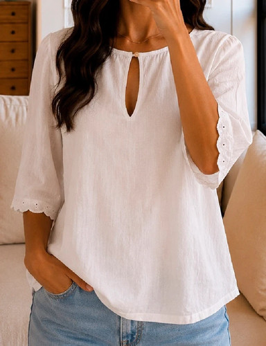 Blouse blanche brodée esprit