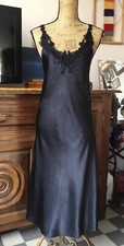 Nuisette en  Satin Noir, Taile Xs/34/36 Neuve