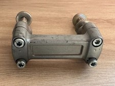 PONTET DE GUIDON SUPPORT HONDA