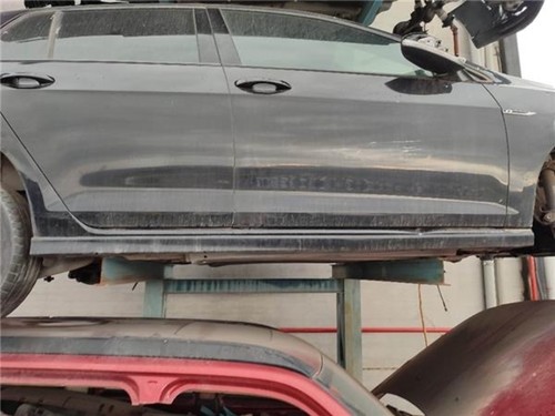 Bas caisse volkswagen golf - d,