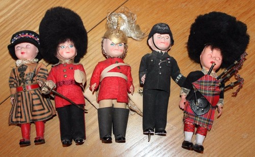 Souvenir doll horse guard - souvenir, in