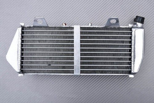Radiateur eau gauche type - d,
