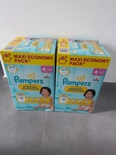 Lot de couches pampers premium