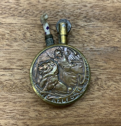 Très joli briquet poilu à - de,