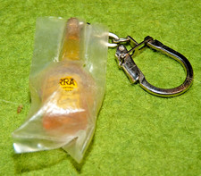 Ancien porte clés bouteille