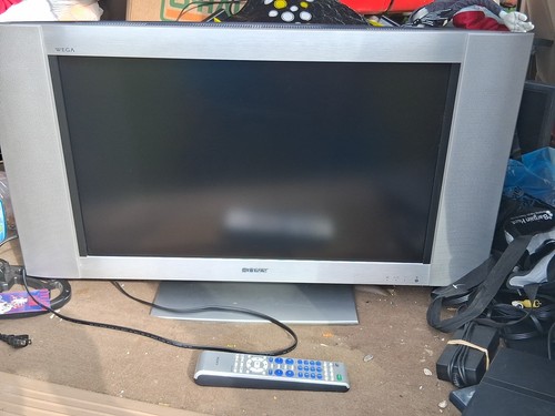 Sony wega lcd - 26”, retro