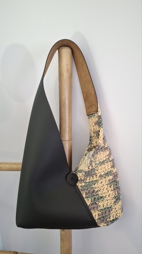 Sac porté épaule - , cuir