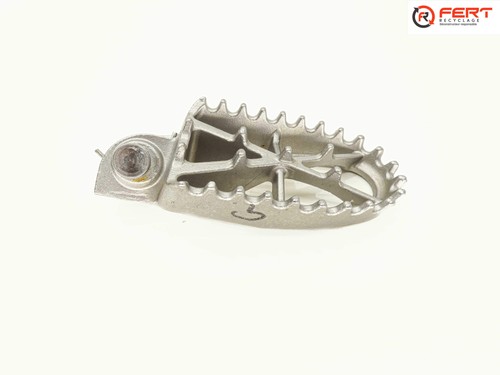 Repose pied avant gauche - , (ycf
