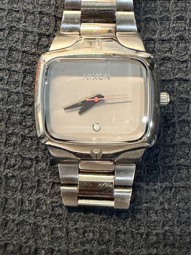 Nixon the player real - nixon, •