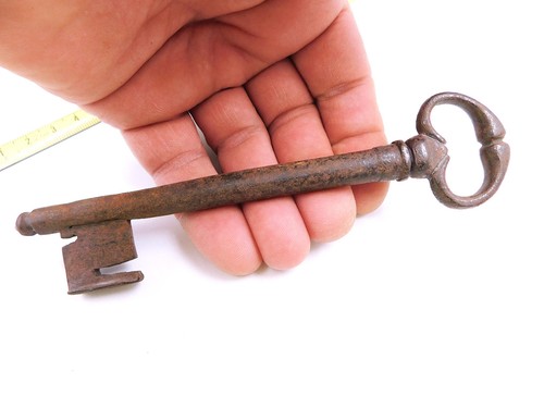 151mm old wrought iron wrench