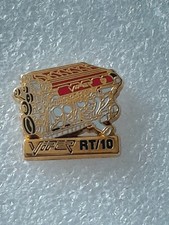 Pin's. Rare. Voiture. Moteur