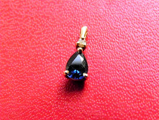 PENDENTIF OR 18 K COMPOSE DE 1