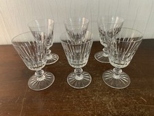 11 verres à eau modèle