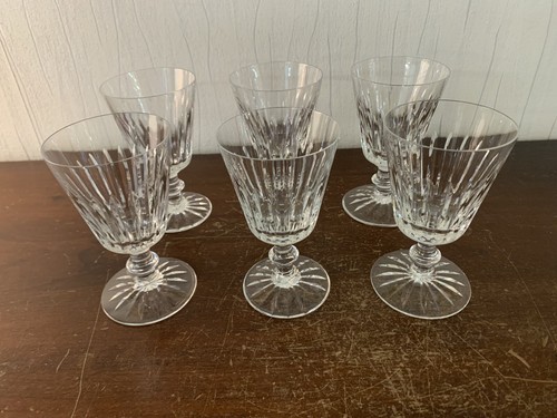 Verres vin rouge modèle - à,