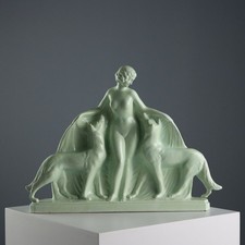 Femme avec Chiens Sculpture de Louis Fontinelle du XXe Siècle Originale
