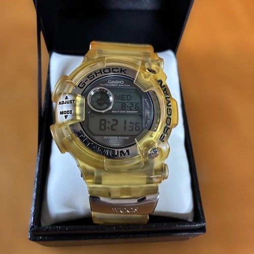 Montre plongée casio - montre,