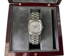 Montre pour femme vintage Mido