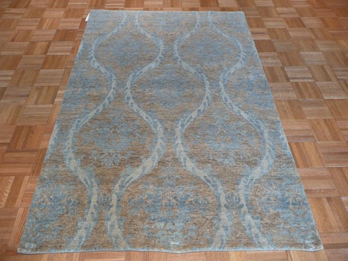 Hand knotted soft blue - soft,