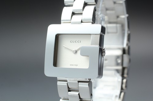 Presque comme neuve montre - [presque,