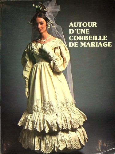 Autour une corbeille de - autour, d'une