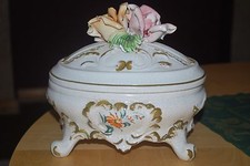 Antique Continental Italien Bassano Porcelain Bowl Pot.