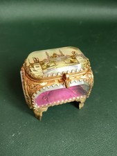 Ancien coffret en laiton doré