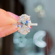 Bague de fiançailles diamant 4 carats coupe ovale IGI Lab cultivé en or blanc...