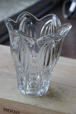 Ancien joli vase en verre