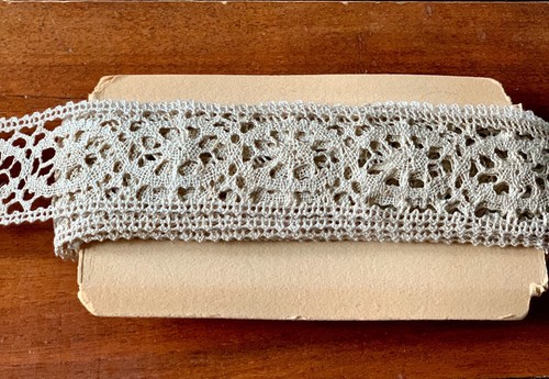Ancienne dentelle entre deux - ancienne, -entre-deux