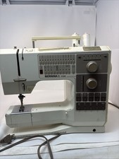 Bernina 1130 Sewing Machine and Foot Pedal - Tested