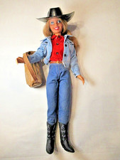 ANCIENNE POUPEE HASBRO ou