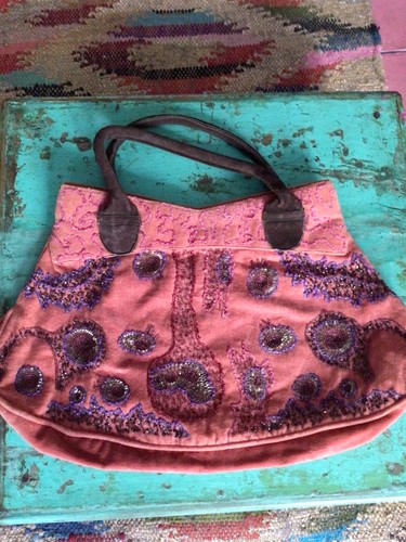 Sac velours brodé vieux rose