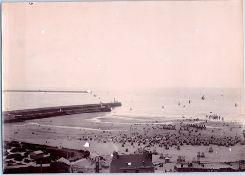 France plage avec jetée et - avec,