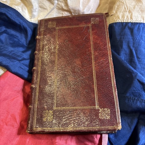 Ancien livre religieux 1684 - livre,