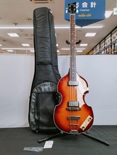 Guitare basse électrique