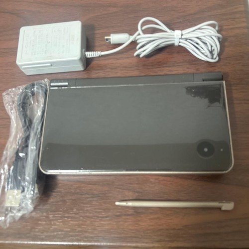 Nintendo dsi console - xl,