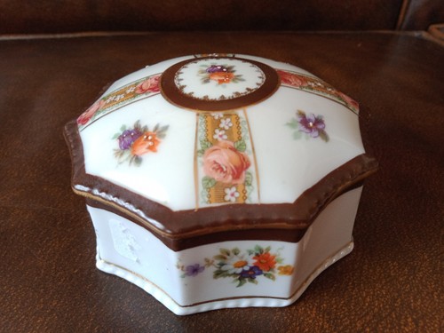 Porcelaine fine saxe - fine, prov
