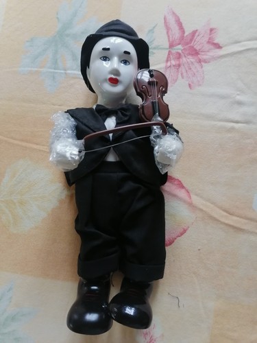Automate musical violoniste - , en