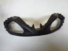 Entourage optique avant pour