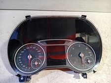 Cockpit Mercedes-Benz B-Class  B 180 CDI / d a2469009614