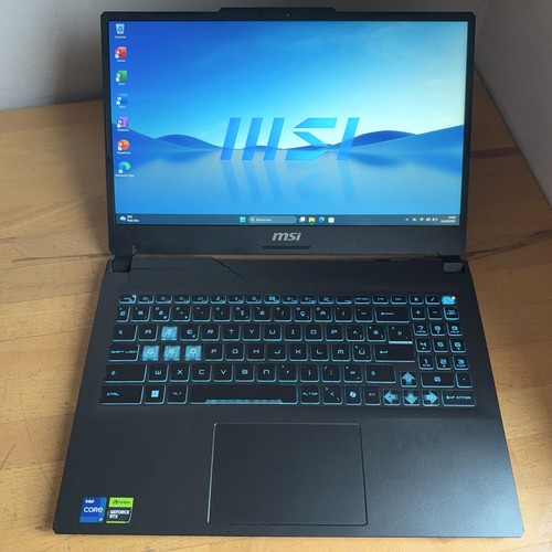 Portable gamer msi - portable, cyborg