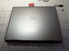 Fujitsu siemens Amilo M7405