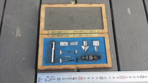 Ancien set touches taist - set,