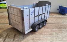 Tracteur remorque van ifor Williams  siku britains ertl 1/32